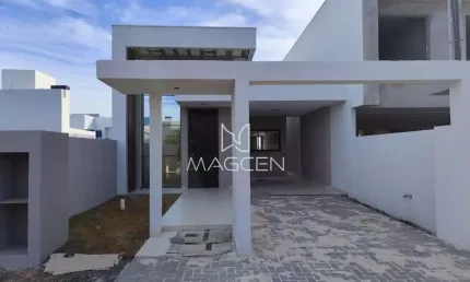 Casa com 3 quartos à venda no Fraron, Pato Branco 