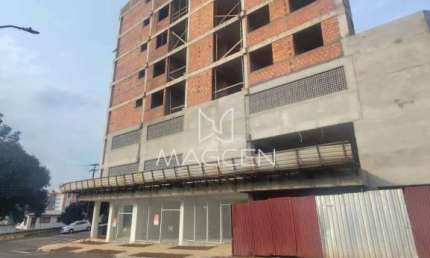 Sala comercial térrea de esquina perto do Grêmio - AP453