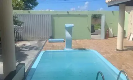 Casa Alto Padrão para Venda em Lauro de Freitas, Buraquinho, 4 dormitórios, 3 suítes, 5 banheiros, 2 vagas