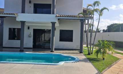 Casa dúplex ampla excelente localização em Lauro de Freitas