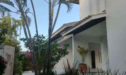 Casa 4/4 sendo 4 Suíte Priscila Dultra Lauro de Freitas.