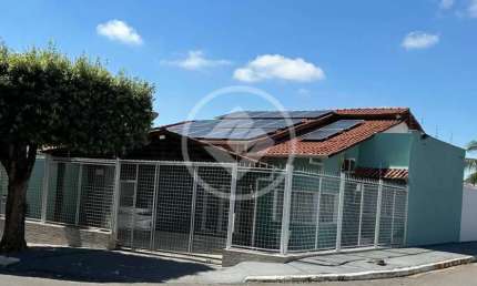 Casa na Boa Esperança Três Quartos sendo 1 Suíte Com Placa Solar R$ 790.000,00 codigo: 118773