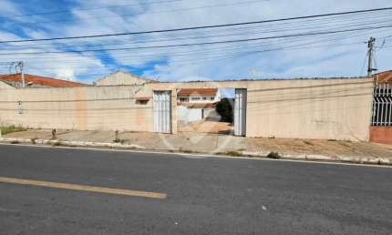 SOBRADO CENTRO NORTE DE VARZEA GRANDE, 3 QUARTOS, 1 SUITE, 660 M2, PISCINA, CHURRASQUEIRA codigo: 54992