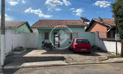 Casa em Condomínio Flor do Cerrado, 2 quartos, sala ampla, cozinha e quintal. codigo: 119272