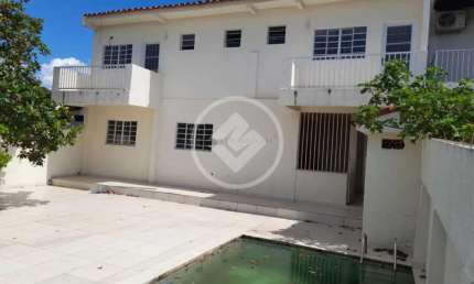 sobrado com mais de 265m² de area  construido,com area de lazer, churrasqueira piscina,com otima localização; codigo: 108260