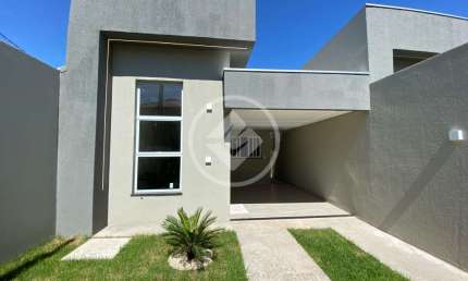 Vende-se Casa recém-construída no Coophema - 180 m² de terreno, 125 m² construídos - 3 quartos sendo 1 suíte, com piscina - Valor de venda: R$ 580.000,00 codigo: 106275