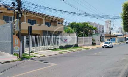 Aluga-se Sobrado com finalidade Comercial no Jardim das Américas - 445m² Construídos - ideal para clínicas e escritórios - Cuiabá (MT) - Aluguel: R$ 18.000,00 codigo: 68153