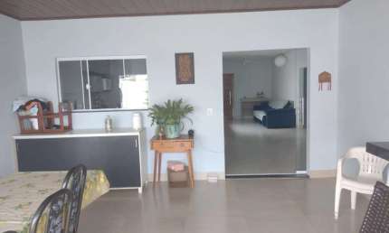 VENDO CASA BEM LOCALIZADA NO RODOVIÁRIA PARQUE, 3/4 SENDO 1 SUÍTE, R$ 900 MIL REAIS codigo: 86643