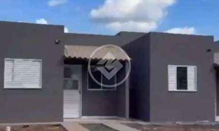 VENDE-SE CASA R$150.000,00 CASA 2 QUARTOS E UM BANHEIRO 79M² DE ÁREA CONSTRUIDA E 180M² DE ÁREA TOTAL - ÁGIO R$70.000,00 codigo: 105777