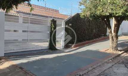 Vende-se Casa Quilombo, 360m2, 2Q+2S com Ar-condicionado, R$: 695.000,00 codigo: 124355