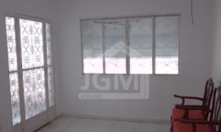 Casa com 3 quartos para alugar na Rua Pracinha Wallace Paes Leme, 890, Centro, Nilópolis