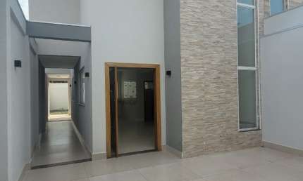 Casa com 3 quartos à venda no Conjunto Habitacional Karina, Maringá 