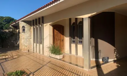 Casa com 3 quartos à venda no Jardim Iguaçu, Maringá 