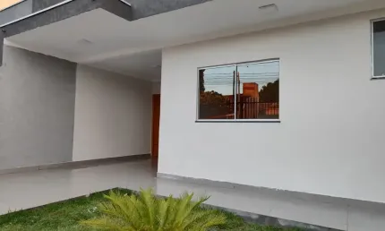 Casa com 3 quartos à venda no Jardim Piata, Maringá 