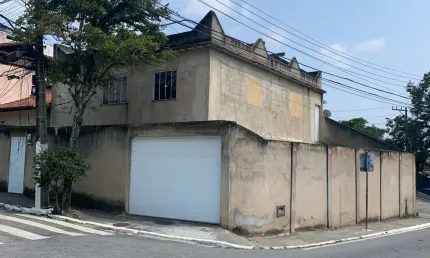 Alugo SOMENTE a residencia terrea SEM MOBILIA -  2 Quartos, sendo 1 suite,  Jardim Santo Antonio, Macaé/RJ