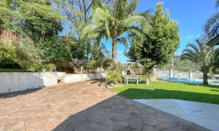 Casa à venda em Estância Velha, Floresta, com 5 quartos, com 450 m²