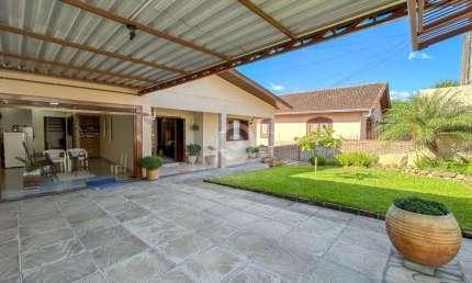 Casa à venda em Estância Velha, Bela Vista, com 2 quartos, com 388 m²