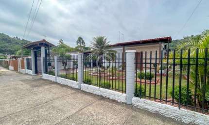 Casa à venda em Estância Velha, Rosas, com 3 quartos, com 152 m²