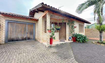 Casa à venda em Estância Velha, Bela Vista, com 2 quartos, com 92.4 m²