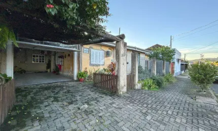 Casa à venda em Estância Velha, Lira, com 2 quartos, com 206.45 m²