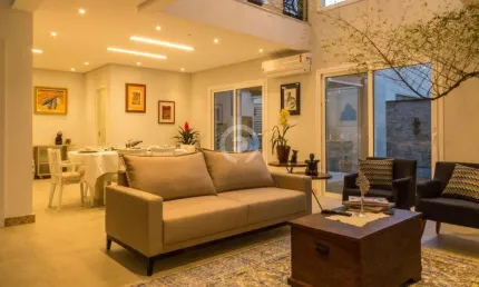Venda | Casa com 255 m², 3 dormitório(s), 3 vaga(s). Rondônia, Novo Hamburgo