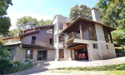 Venda | Casa com 300,00 m², 3 dormitório(s), 4 vaga(s). Travessão, Dois Irmãos
