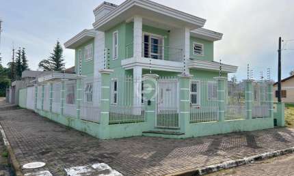 Venda | Casa com 271,00 m², 3 dormitório(s), 3 vaga(s). Bela Vista, Estância Velha