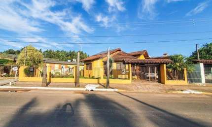 Casa à venda em Estância Velha, Bela Vista, com 5 quartos, com 305 m²