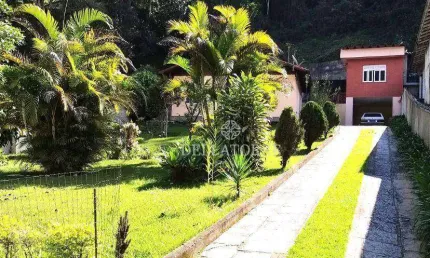 Casa com 3 dormitórios à venda, 88 m² por R$ 850.000,00 - Barra do Imbuí - Teresópolis/RJ