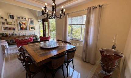 Casa com 3 dormitórios à venda, 420 m² por R$ 1.450.000,00 - Bom Retiro - Teresópolis/RJ