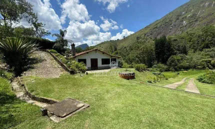 Sítio com 3 dormitórios à venda, 24200 m² por R$ 1.630.000,00 - Itaipava - Petrópolis/RJ