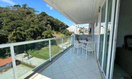 Apartamento com 3 dormitórios à venda, 136 m² por R$ 750.000,00 - Várzea - Teresópolis/RJ