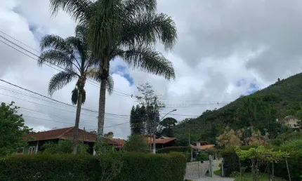 Casa com 3 dormitórios à venda, 122 m² por R$ 890.000,00 - Vargem Grande - Teresópolis/RJ