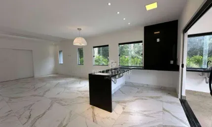 Casa com 3 dormitórios à venda, 179 m² por R$ 1.100.000,00 - Green Valley - Teresópolis/RJ