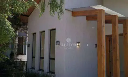 Casa com 3 dormitórios à venda, 145 m² por R$ 770.000,00 - Albuquerque - Teresópolis/RJ