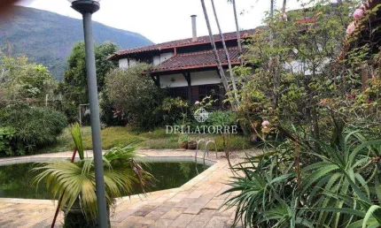 Casa com 5 dormitórios para alugar, 458 m² por R$ 8.641,25/mês - Alto - Teresópolis/RJ
