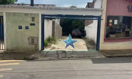 Casa com 3 dormitórios à venda, 500 m² por R$ 390.000,00 - Centro - Bofete/SP
