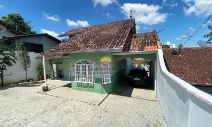 Casa com 3 quartos à venda no Itaum, Joinville 