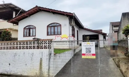 Casa com 2 quartos à venda no Petrópolis, Joinville 