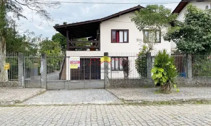 Casa com 7 quartos à venda no Floresta, Joinville 