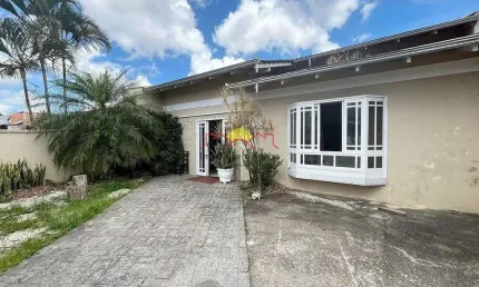 Casa com 3 quartos à venda no Petrópolis, Joinville 