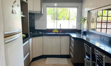 Casa com 5 quartos à venda no Petrópolis, Joinville 