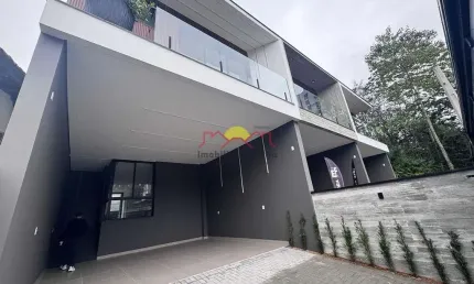 Casa com 3 quartos à venda no Anita Garibaldi, Joinville 