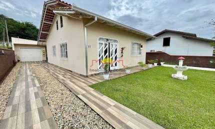 Casa com 2 quartos à venda no Guanabara, Joinville 
