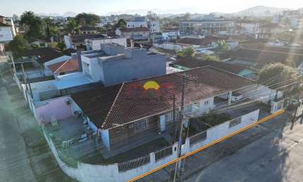 Casa com 6 quartos à venda no Guanabara, Joinville 