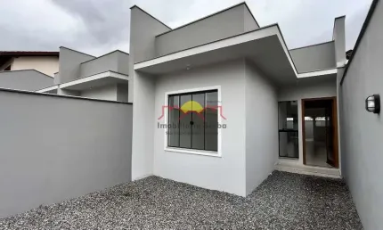 Casa com 2 quartos à venda no Morro do Meio, Joinville 
