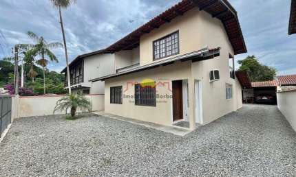 Casa com 3 quartos à venda no Jarivatuba, Joinville 