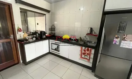 Casa com 3 quartos à venda no Paranaguamirim, Joinville 