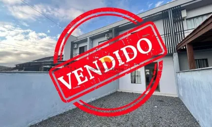 Casa com 3 quartos à venda no Itaum, Joinville 