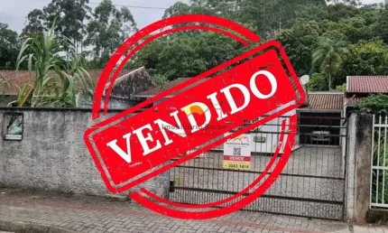 Casa com 3 quartos à venda no João Costa, Joinville 
